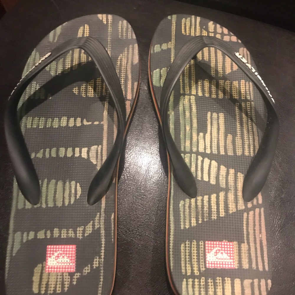 Quicksilver Rasta Flip Flops ❤️💚💛